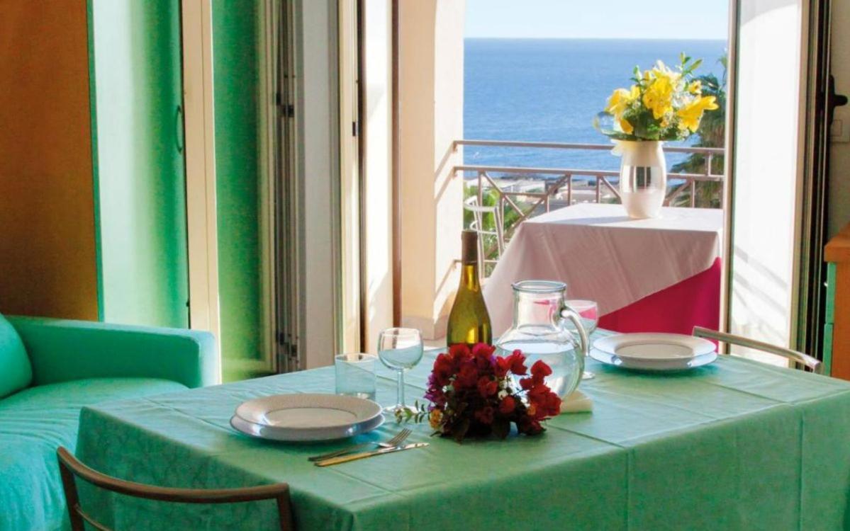 Oasi D'oriente Aparthotel 3*